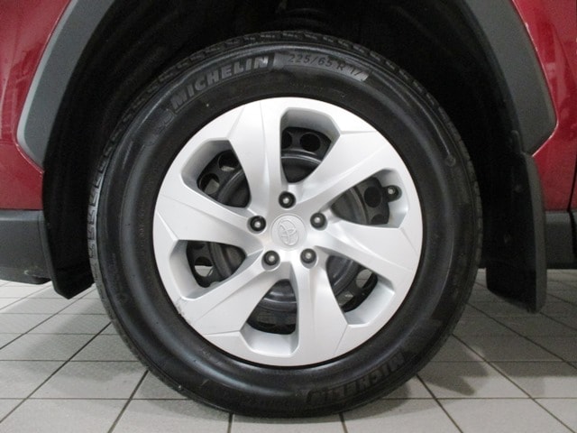 used 2022 Toyota RAV4 car, priced at $28,498