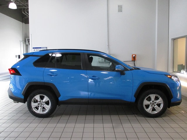 used 2021 Toyota RAV4 car, priced at $29,998