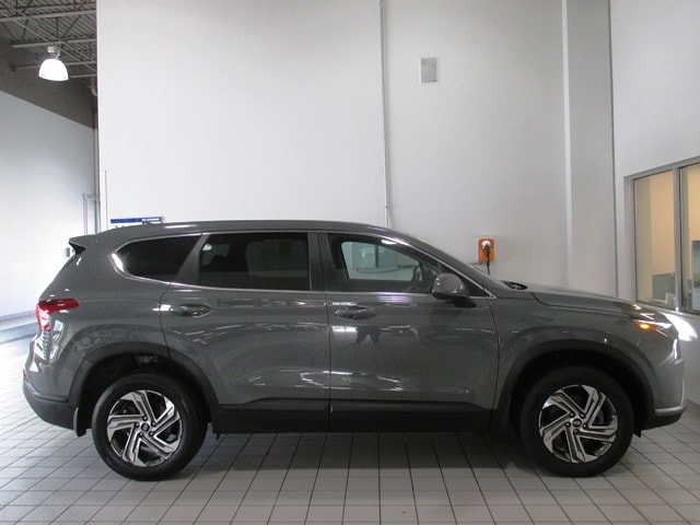 used 2022 Hyundai Santa Fe car, priced at $23,998