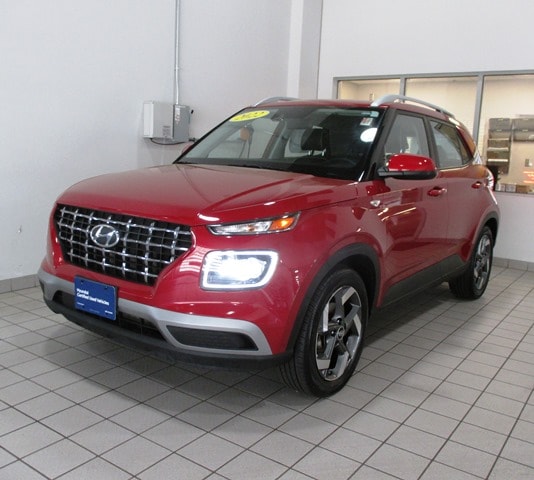 used 2022 Hyundai Venue car, priced at $17,998