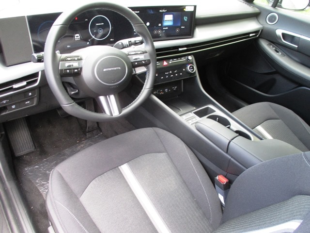 new 2025 Hyundai Sonata car, priced at $31,604