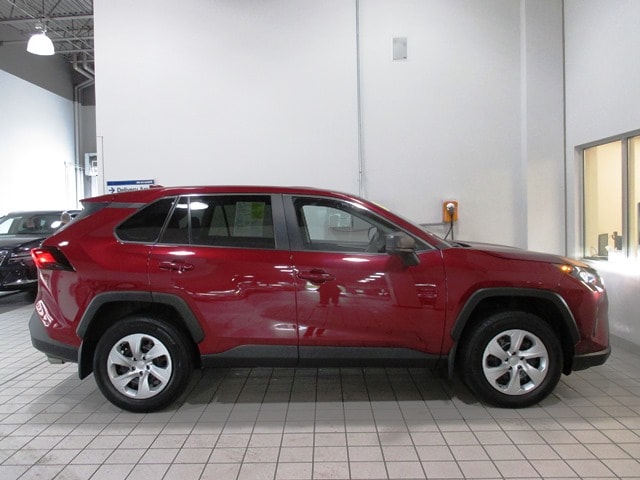 used 2022 Toyota RAV4 car, priced at $28,498