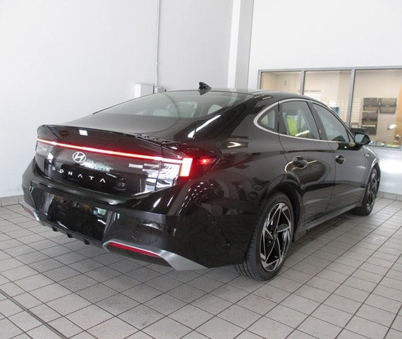 new 2025 Hyundai Sonata car, priced at $31,594