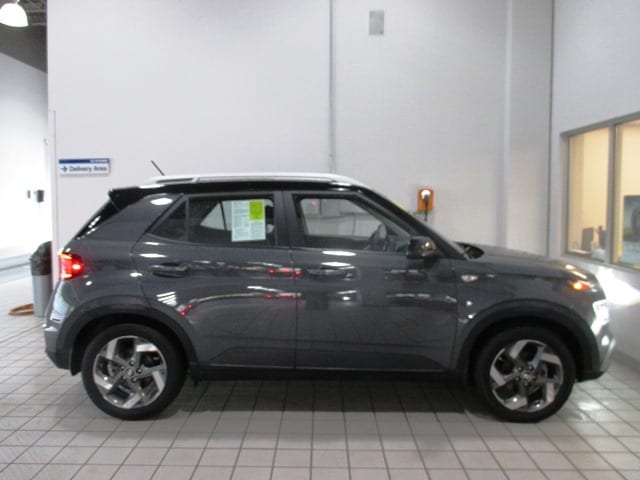 used 2024 Hyundai Venue car, priced at $21,998