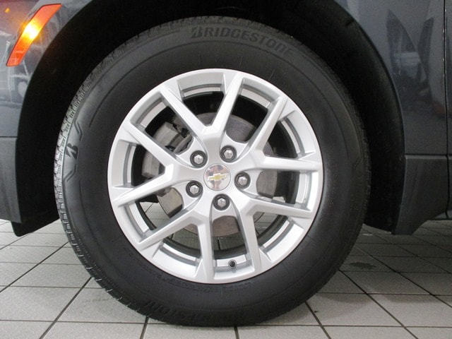 used 2023 Chevrolet Equinox car, priced at $24,998