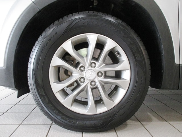 used 2020 Hyundai Santa Fe car, priced at $21,498