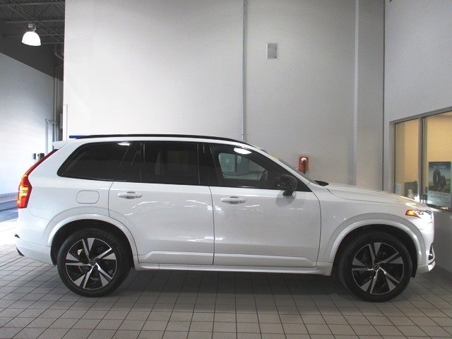 used 2020 Volvo XC90 car, priced at $27,998