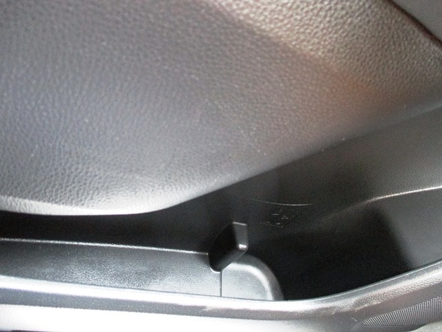 used 2022 Toyota Highlander Hybrid car, priced at $42,998