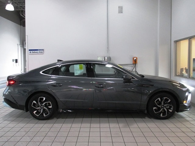 used 2024 Hyundai Sonata car, priced at $26,998