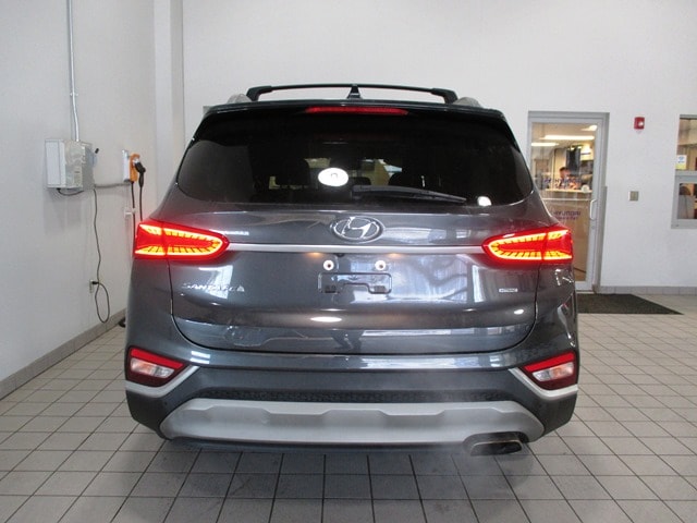 used 2020 Hyundai Santa Fe car, priced at $18,498