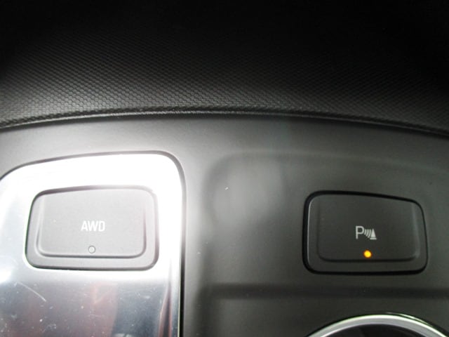 used 2023 Chevrolet Equinox car, priced at $24,998