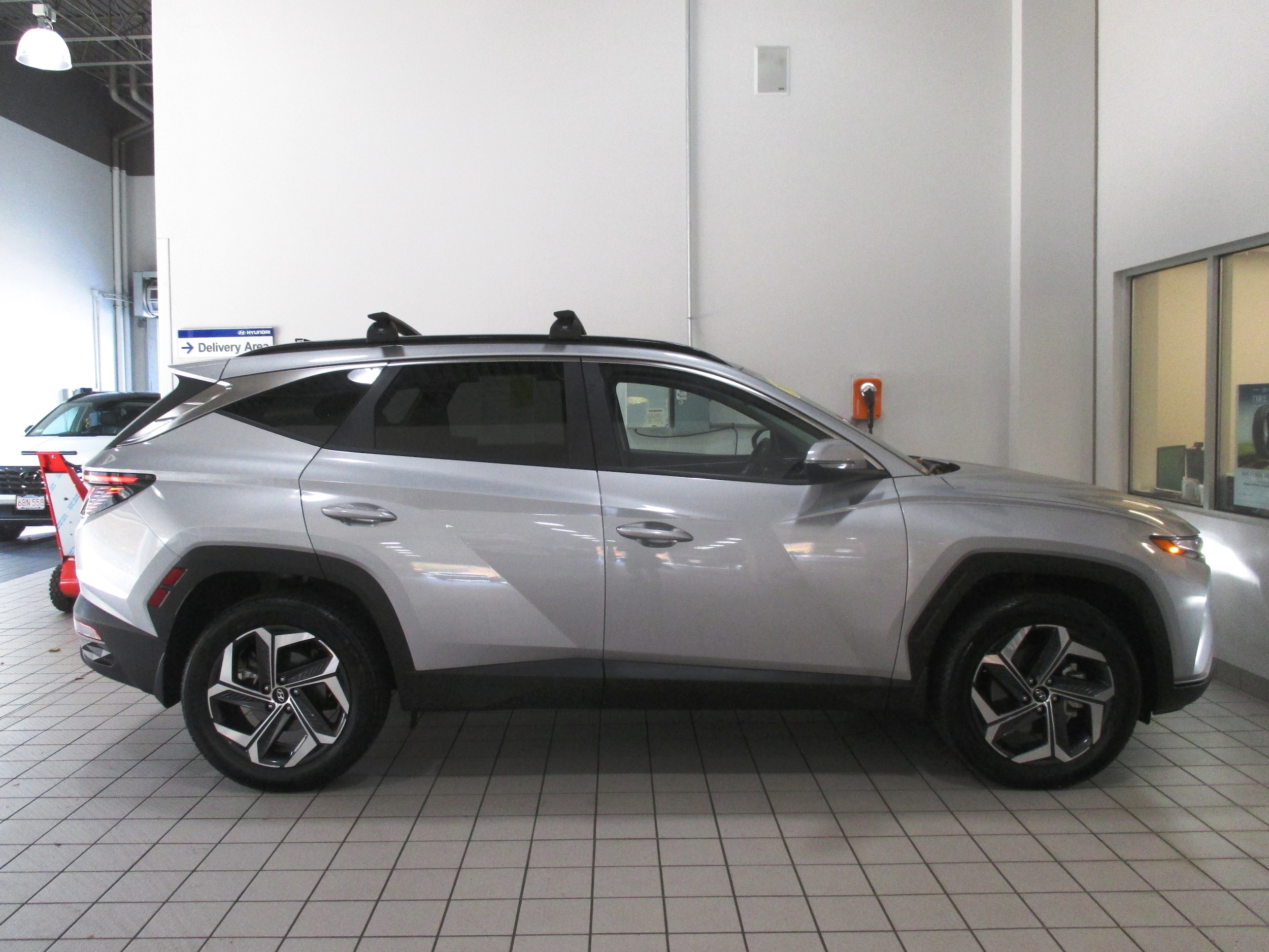 used 2024 Hyundai Tucson Hybrid car, priced at $32,998