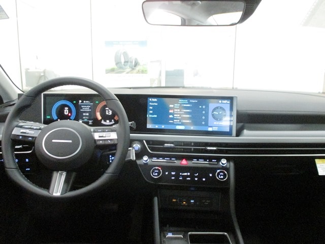 new 2025 Hyundai Sonata Hybrid car, priced at $31,450