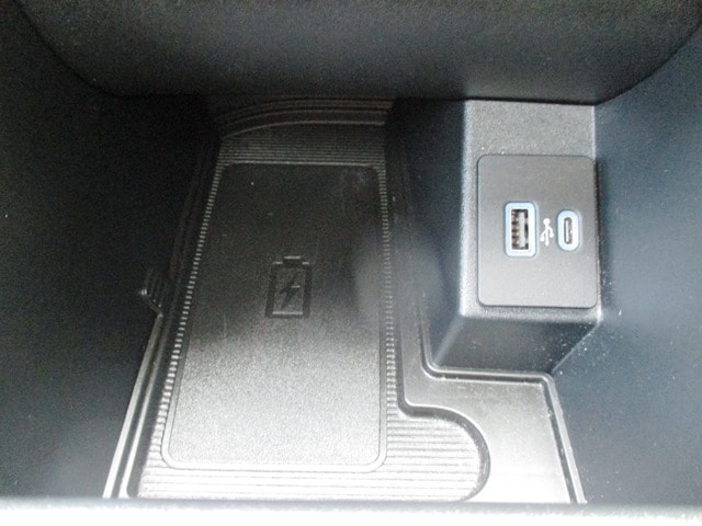used 2022 Ford Edge car, priced at $30,998