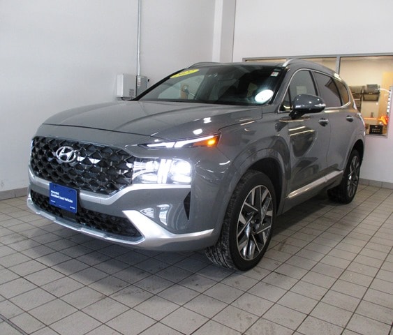 used 2022 Hyundai Santa Fe car, priced at $30,998