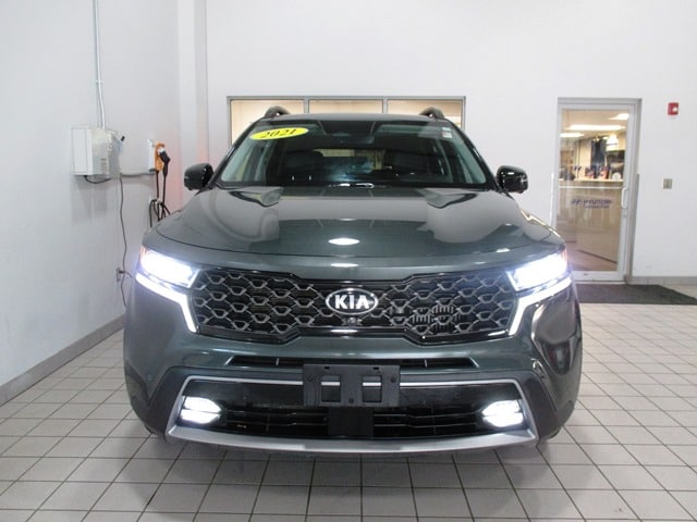 used 2021 Kia Sorento car, priced at $28,998