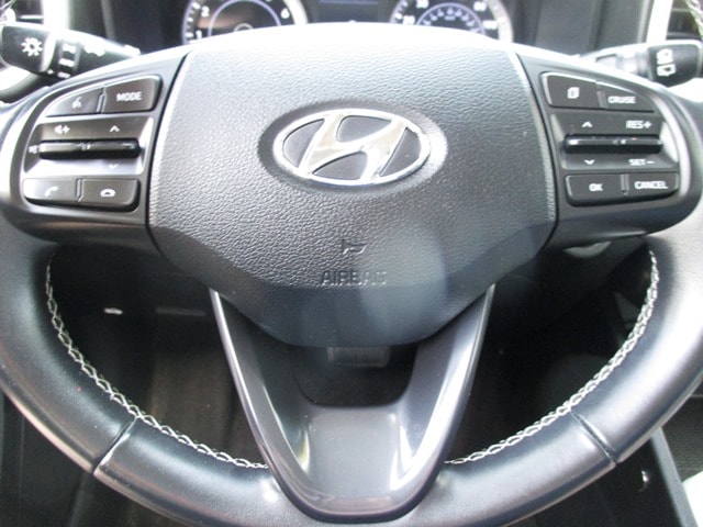 used 2022 Hyundai Venue car, priced at $17,998