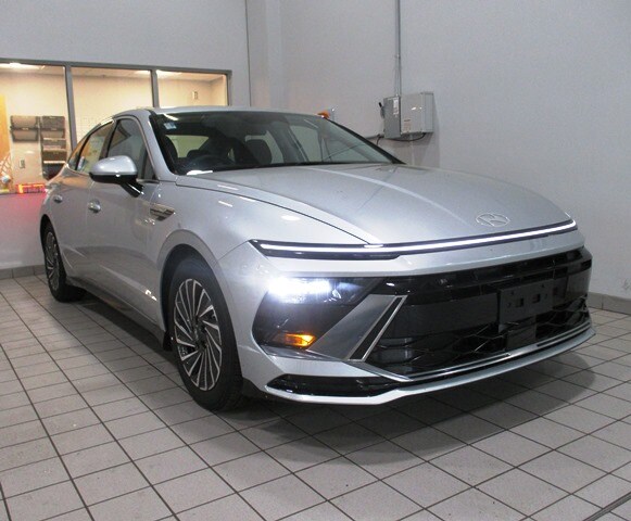 new 2025 Hyundai Sonata Hybrid car, priced at $31,637