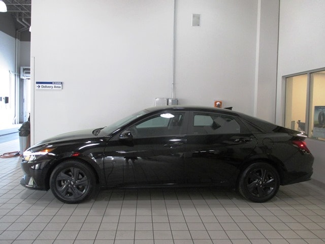 used 2022 Hyundai Elantra car, priced at $19,998