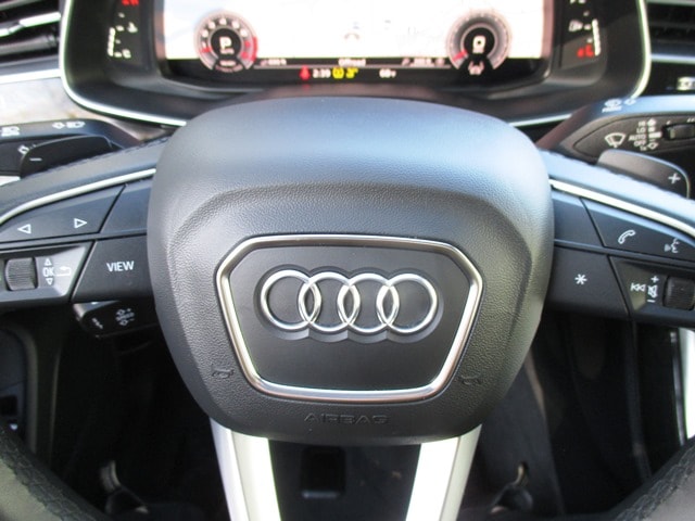 used 2023 Audi Q7 car, priced at $46,498