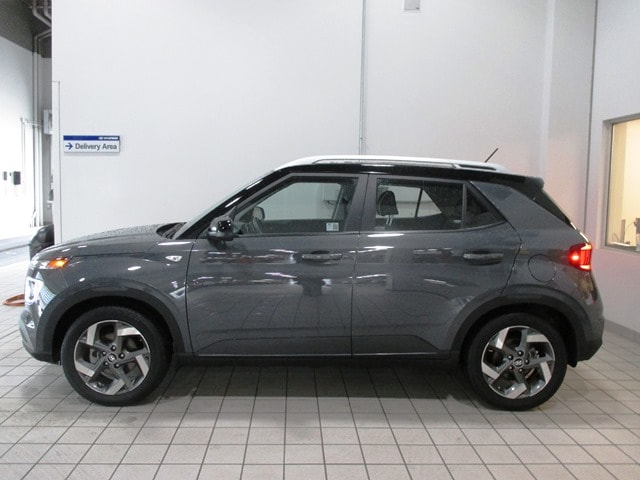used 2024 Hyundai Venue car, priced at $21,998