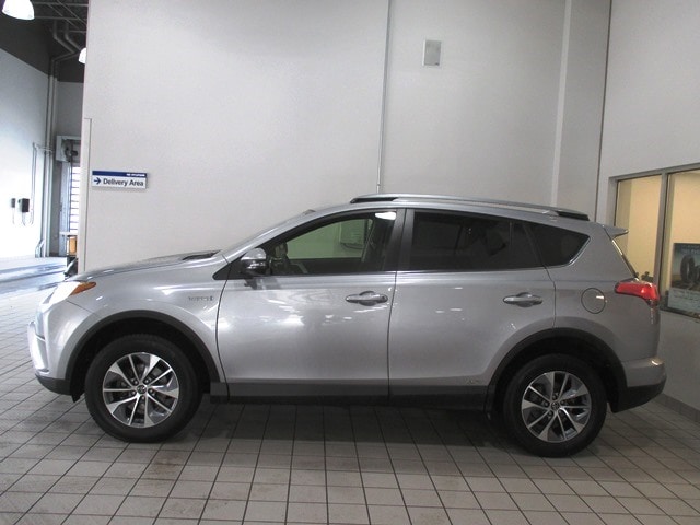 used 2018 Toyota RAV4 Hybrid car, priced at $18,998