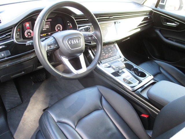 used 2023 Audi Q7 car, priced at $46,498