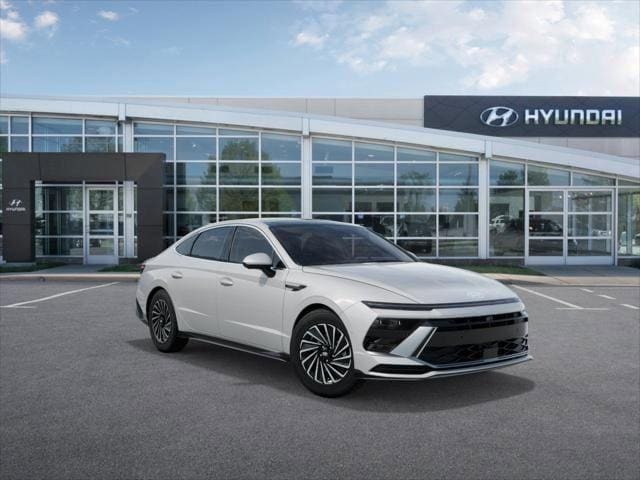 new 2025 Hyundai Sonata Hybrid car, priced at $37,125