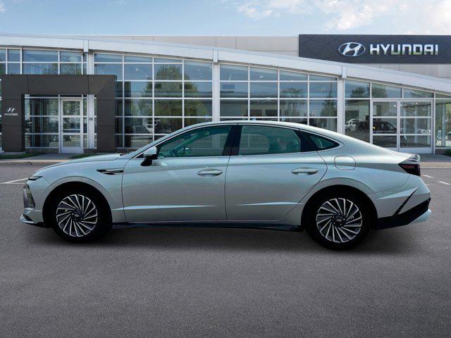 new 2025 Hyundai Sonata Hybrid car, priced at $31,170