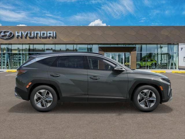 new 2025 Hyundai Tucson Hybrid car, priced at $37,104