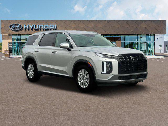 new 2025 Hyundai Palisade car, priced at $42,528