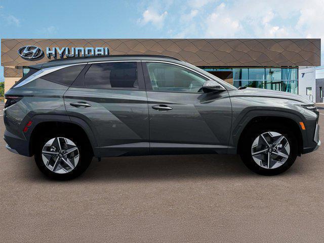 new 2025 Hyundai Tucson Hybrid car, priced at $36,435