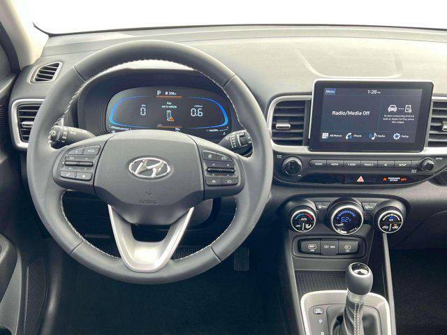 new 2025 Hyundai Venue car, priced at $22,577