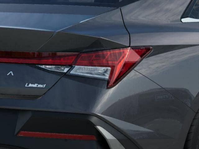 new 2025 Hyundai Elantra car