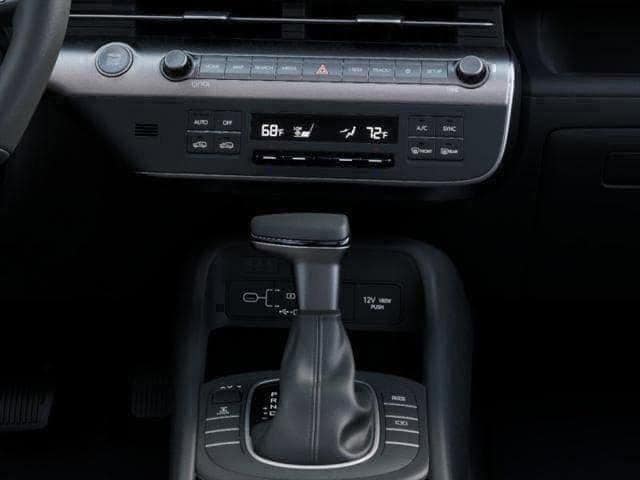 new 2025 Hyundai Kona car, priced at $28,348