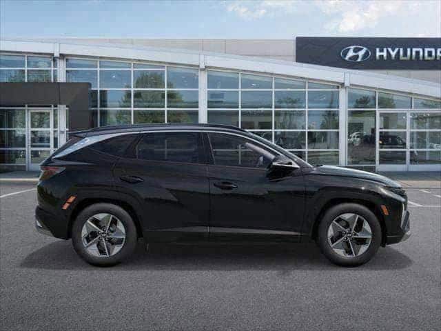 new 2025 Hyundai Tucson Hybrid car, priced at $36,555