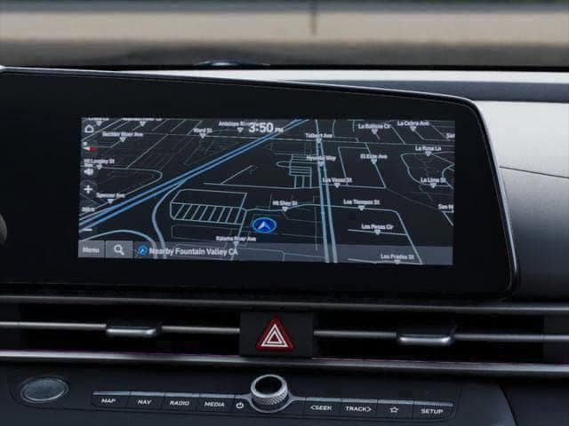 new 2025 Hyundai Elantra Hybrid car, priced at $30,221