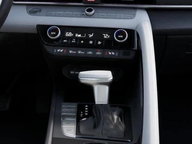 new 2025 Hyundai Elantra Hybrid car, priced at $30,131