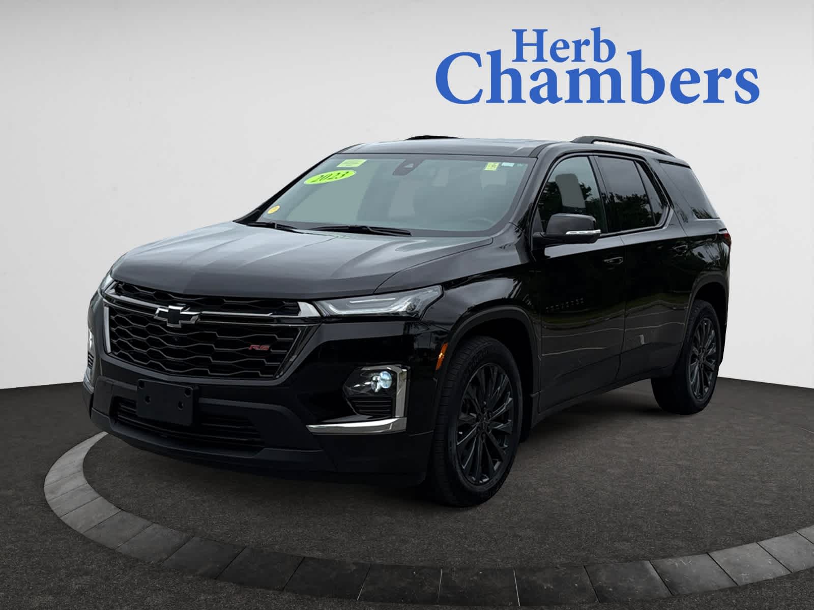 used 2023 Chevrolet Traverse car, priced at $36,998