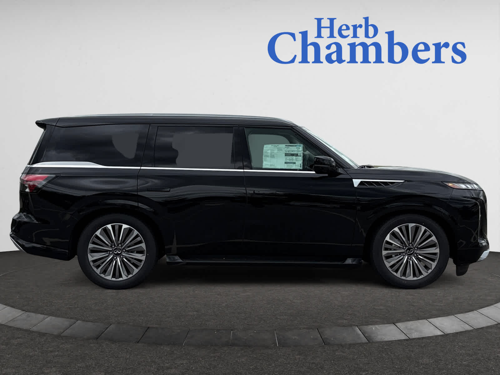 new 2025 INFINITI QX80 car