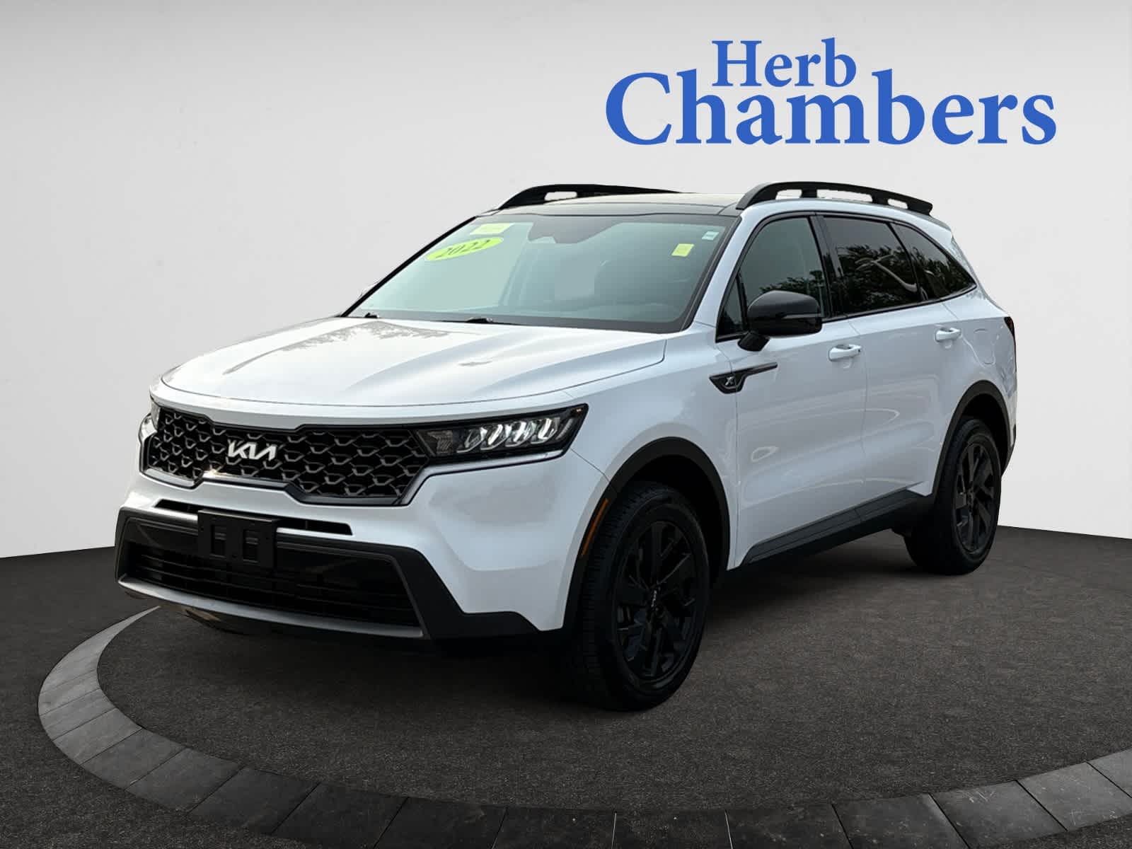 used 2022 Kia Sorento car, priced at $27,998