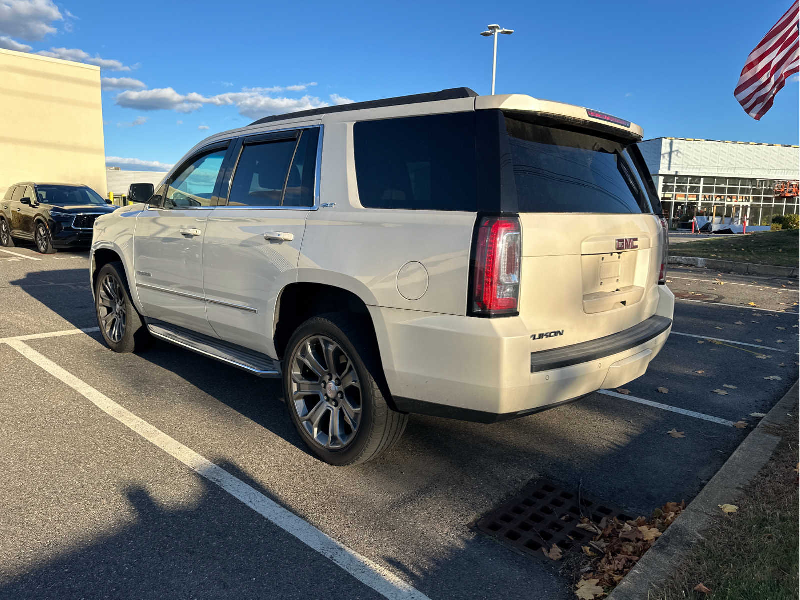 used 2015 GMC Yukon car, priced at $26,798