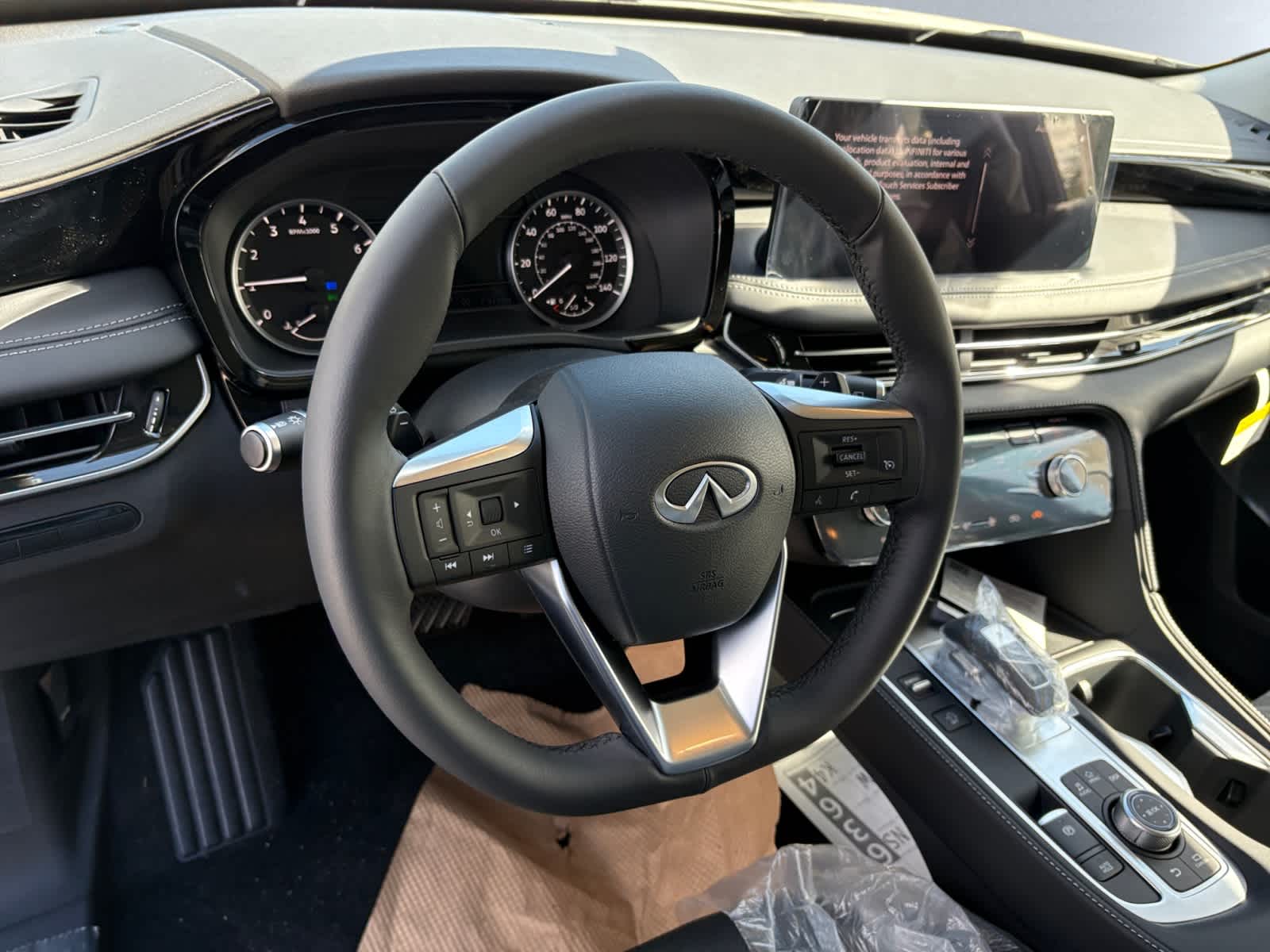 new 2025 INFINITI QX60 car