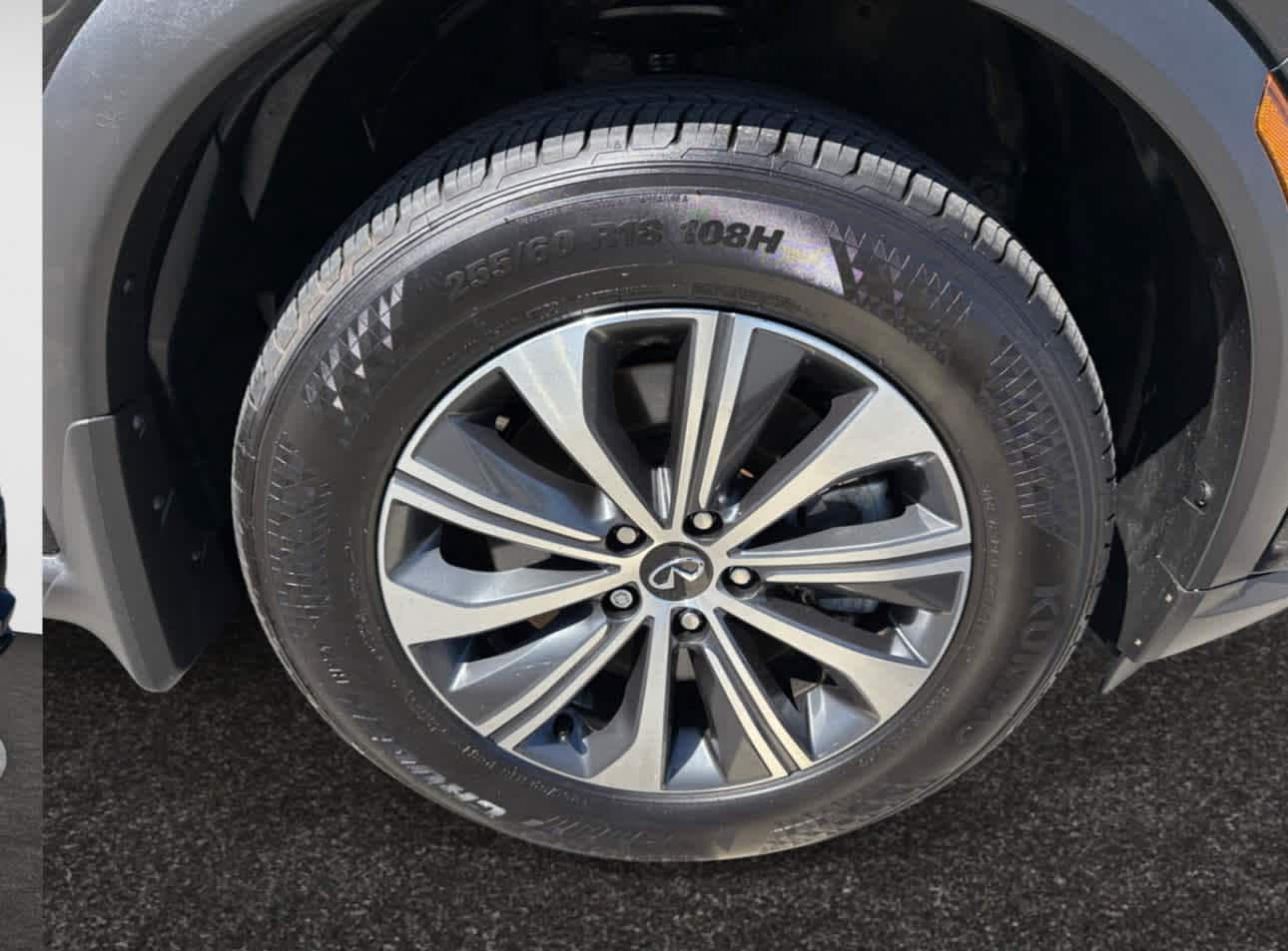 used 2025 INFINITI QX60 car, priced at $42,998