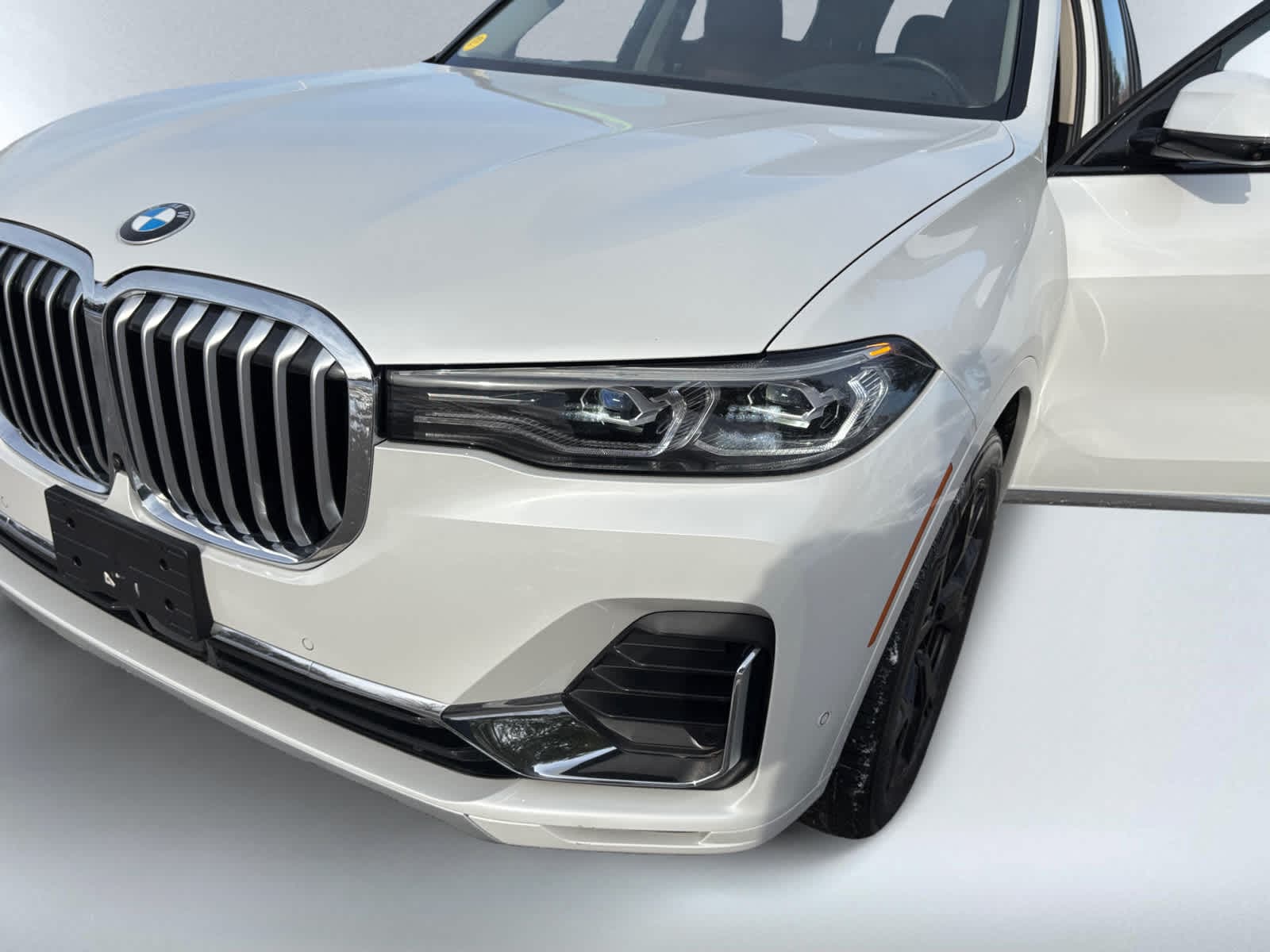 used 2022 BMW X7 car, priced at $54,898