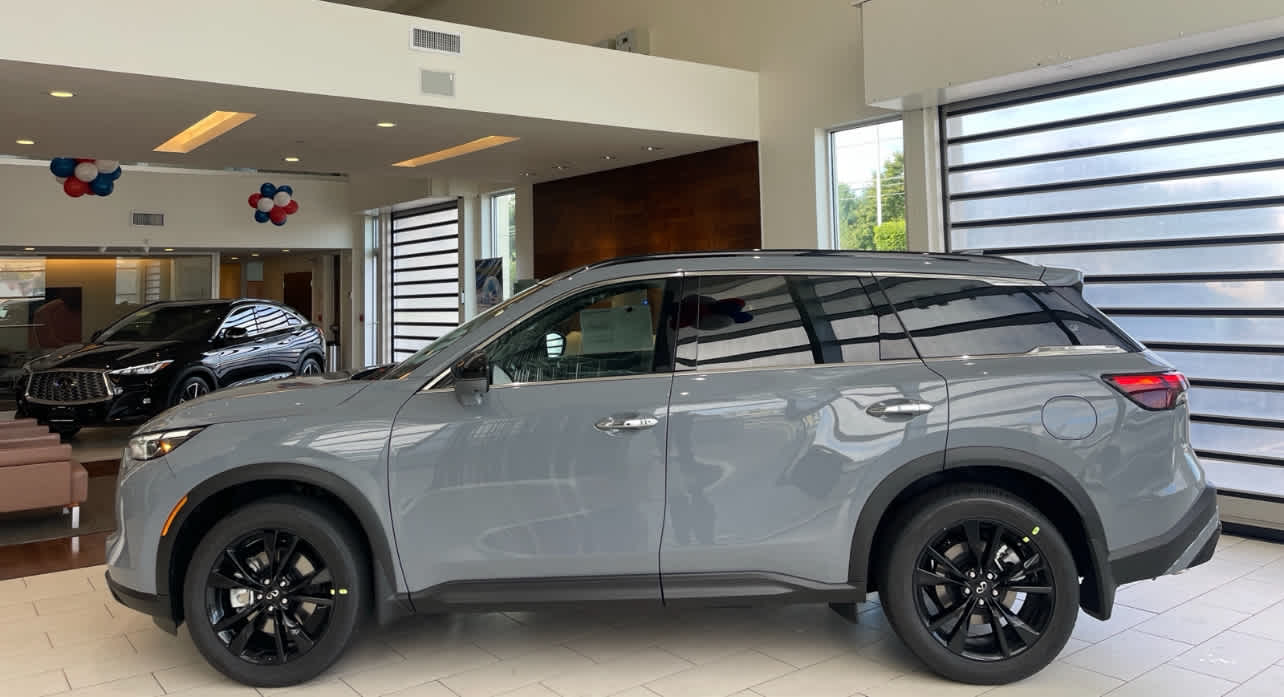 new 2025 INFINITI QX60 car, priced at $59,282