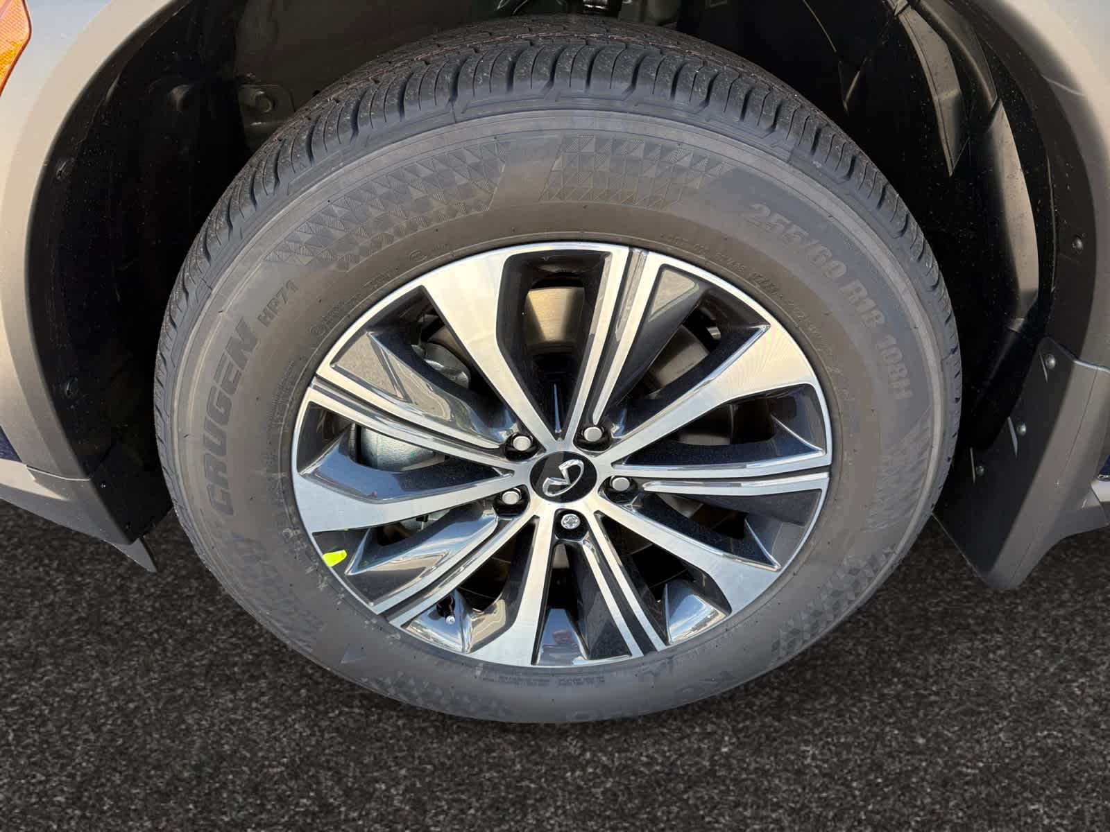 new 2025 INFINITI QX60 car
