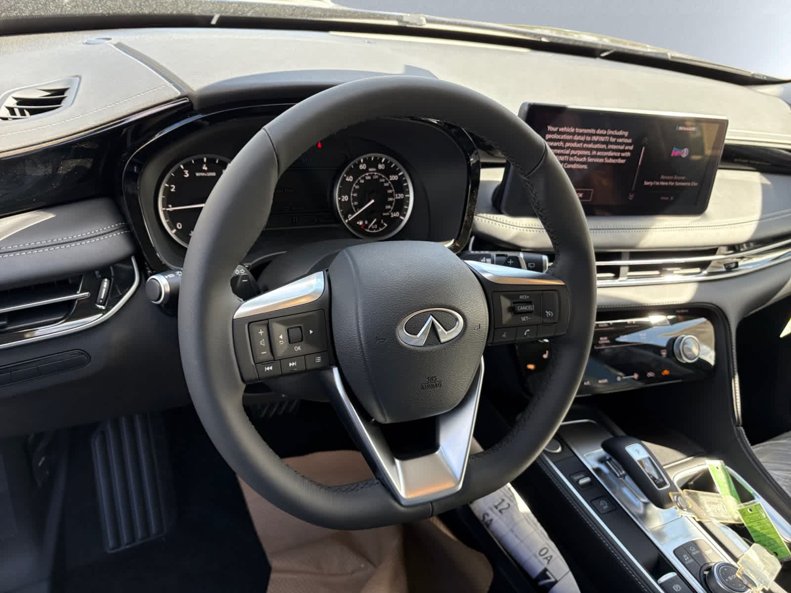 new 2025 INFINITI QX60 car