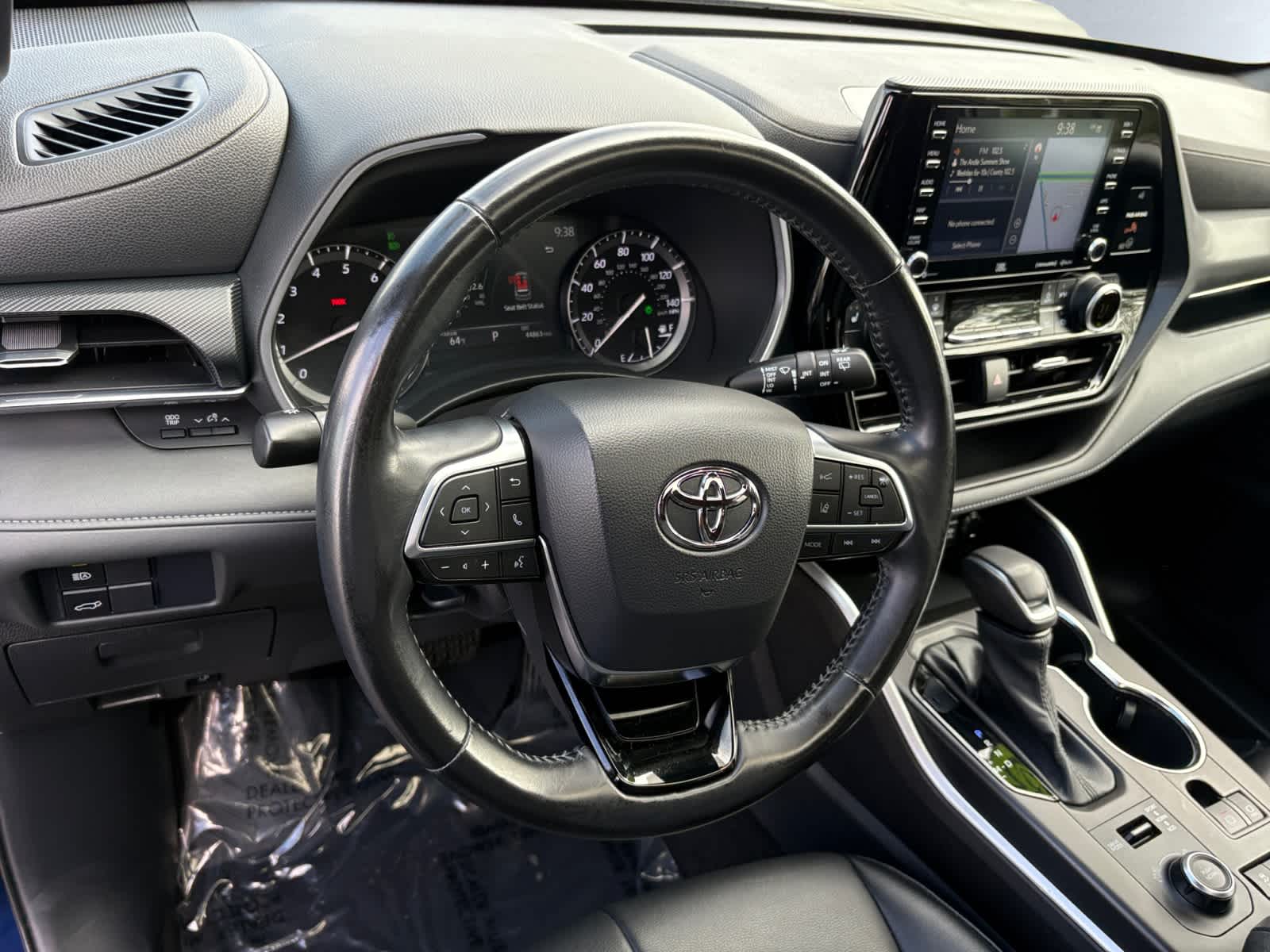 used 2021 Toyota Highlander car, priced at $37,898
