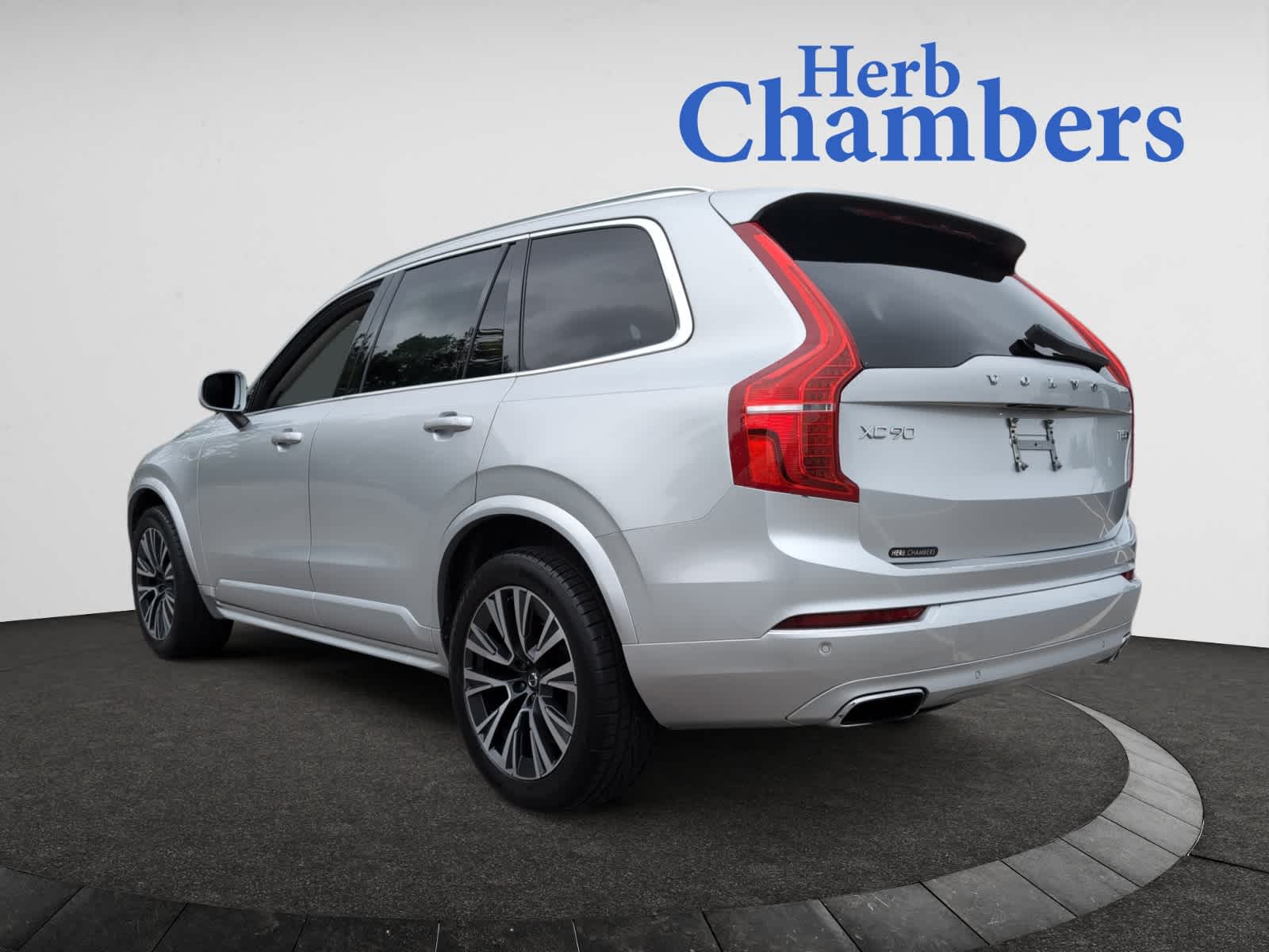 used 2021 Volvo XC90 car, priced at $28,998